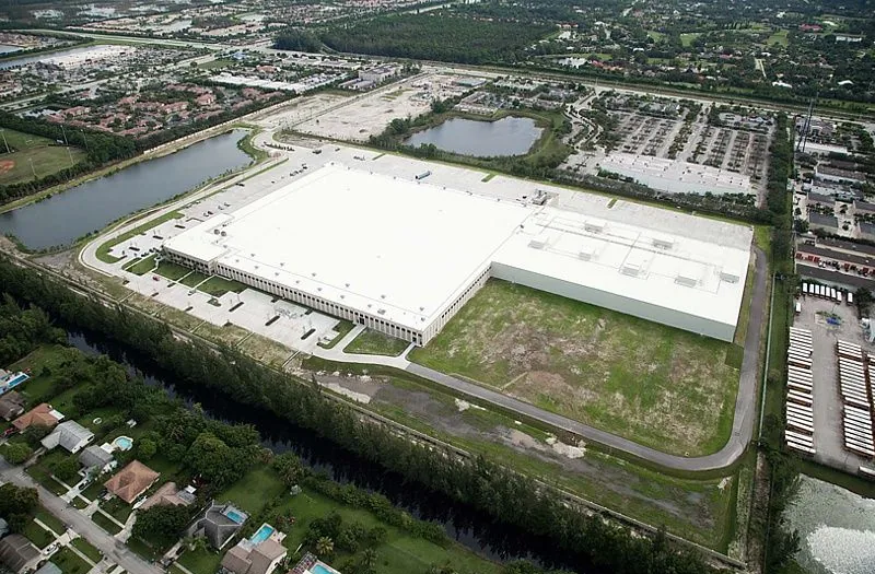 Completed Aldi Distribution Center in Royal Palm Beach seen from the air